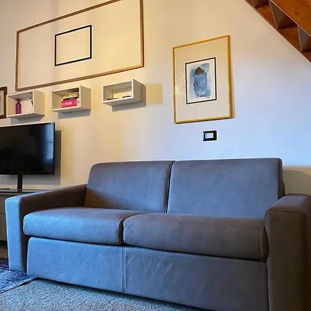 Garnden's House Apartment *